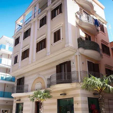 Napolitano Palace Bed & Breakfast Margherita Di Savoia